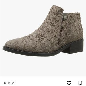 Eileen Fisher Dole 2 Shadow Snake Embossed Booties, Rare Style, Size 8